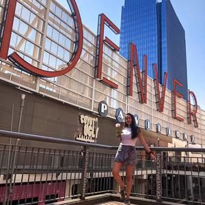 Meet your Posher, Prisca